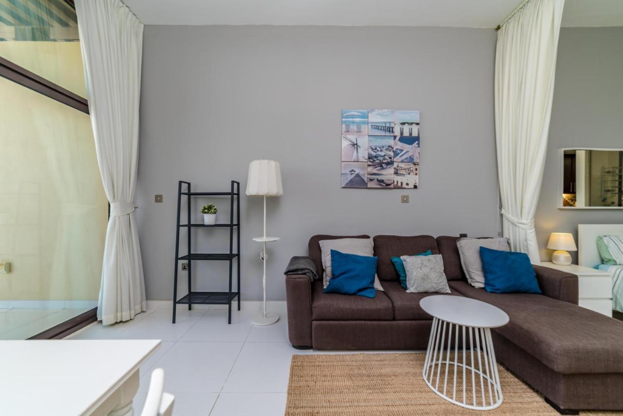 Club Vista Mare, Free Riva Beach Club Access ดูไบ ภายนอก รูปภาพ